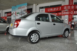 2010款奇瑞旗云1