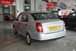 2010款奇瑞旗云1