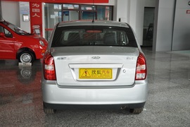 2010款奇瑞旗云1