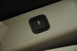 2011款斯柯达晶锐1.6L手自一体晶享版