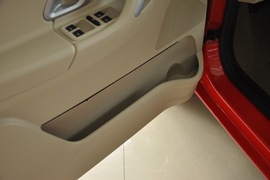 2011款斯柯达晶锐1.6L手自一体晶享版