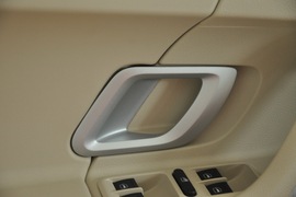2011款斯柯达晶锐1.6L手自一体晶享版