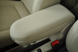2011款斯柯达晶锐1.6L手自一体晶享版