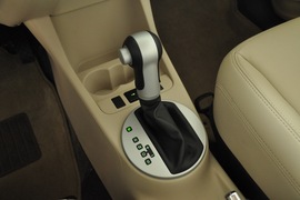 2011款斯柯达晶锐1.6L手自一体晶享版