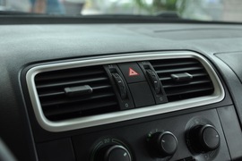 2011款斯柯达晶锐1.6L手自一体晶享版