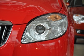 2011款斯柯达晶锐1.6L手自一体晶享版