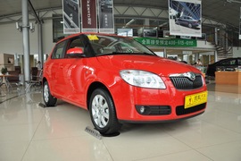 2011款斯柯达晶锐1.6L手自一体晶享版