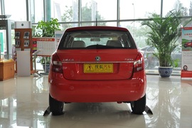 2011款斯柯达晶锐1.6L手自一体晶享版