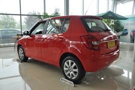 2011款斯柯达晶锐1.6L手自一体晶享版