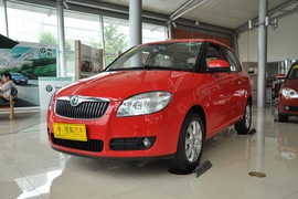 2011款斯柯达晶锐1.6L手自一体晶享版