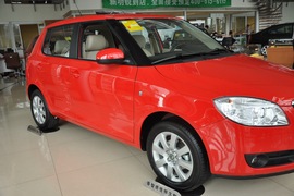 2011款斯柯达晶锐1.6L手自一体晶享版