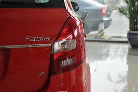2011款斯柯达晶锐1.6L手自一体晶享版