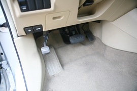 2009款日产轩逸对比测试