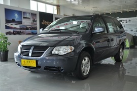 2008款道奇凯领3.0L经典型