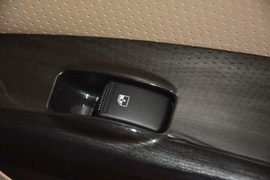 2013款起亚狮跑2.0L