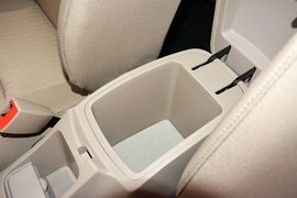 2013款起亚狮跑2.0L