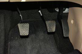 2013款起亚狮跑2.0L