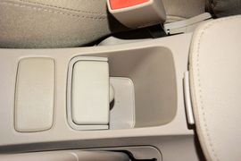 2013款起亚狮跑2.0L