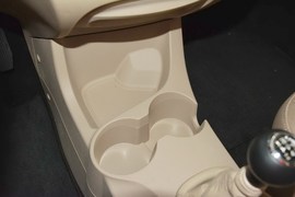 2013款起亚狮跑2.0L