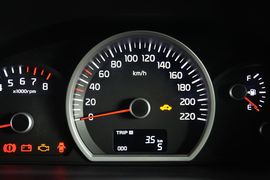 2013款起亚狮跑2.0L