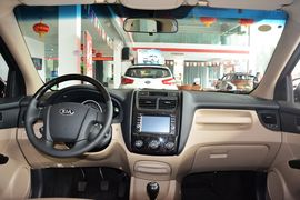 2013款起亚狮跑2.0L