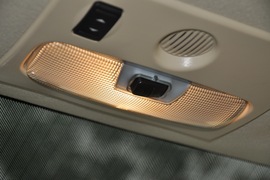 2011款福特福克斯三厢1.8L手自一体时尚型