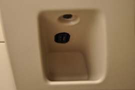 2011款福特福克斯三厢1.8L手自一体时尚型