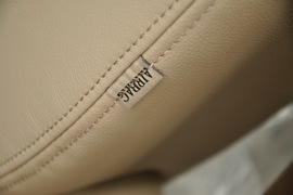 2011款福特福克斯三厢1.8L手自一体时尚型