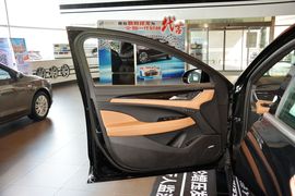 2016款别克君越28T旗舰型