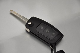 2011款福特福克斯两厢1.8L手动舒适型