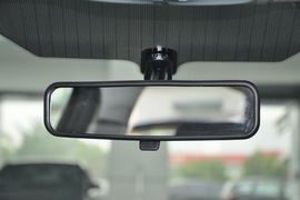 2011款福特福克斯两厢1.8L手动舒适型