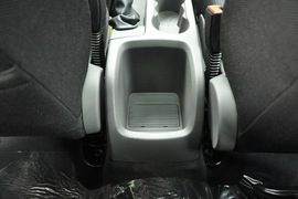 2011款福特福克斯两厢1.8L手动舒适型