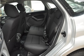 2011款福特福克斯两厢1.8L手动舒适型