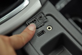 2011款福特福克斯两厢1.8L手动舒适型