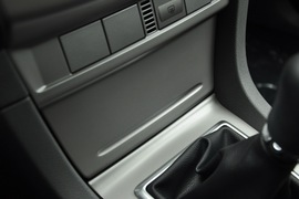 2011款福特福克斯两厢1.8L手动舒适型