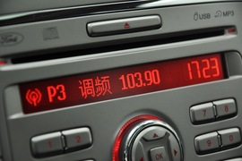 2011款福特福克斯两厢1.8L手动舒适型