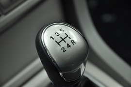 2011款福特福克斯两厢1.8L手动舒适型