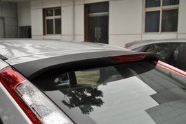2011款福特福克斯两厢1.8L手动舒适型
