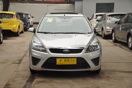 2011款福特福克斯两厢1.8L手动舒适型