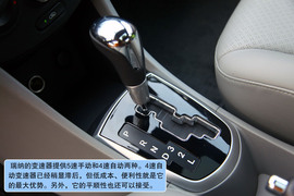 2010款北京现代瑞纳试驾