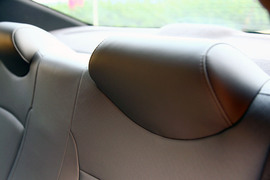 2010款北京现代瑞纳试驾