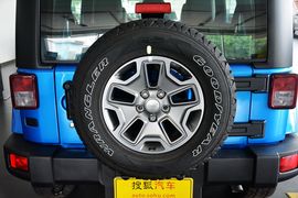 2015款Jeep牧马人四门版3.0L撒哈拉