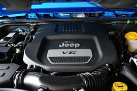 2015款Jeep牧马人四门版3.0L撒哈拉