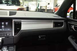 2017款保时捷Macan