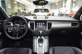 2017款保时捷Macan