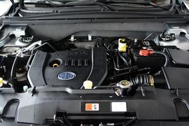 2016款奔腾X80
