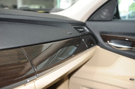 2009款宝马750Li