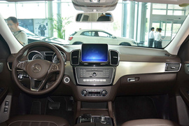 2016款奔驰GLS400