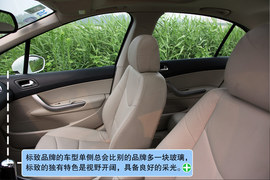 2010款东风标致408试驾