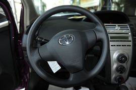 2010款雅力士1.6G